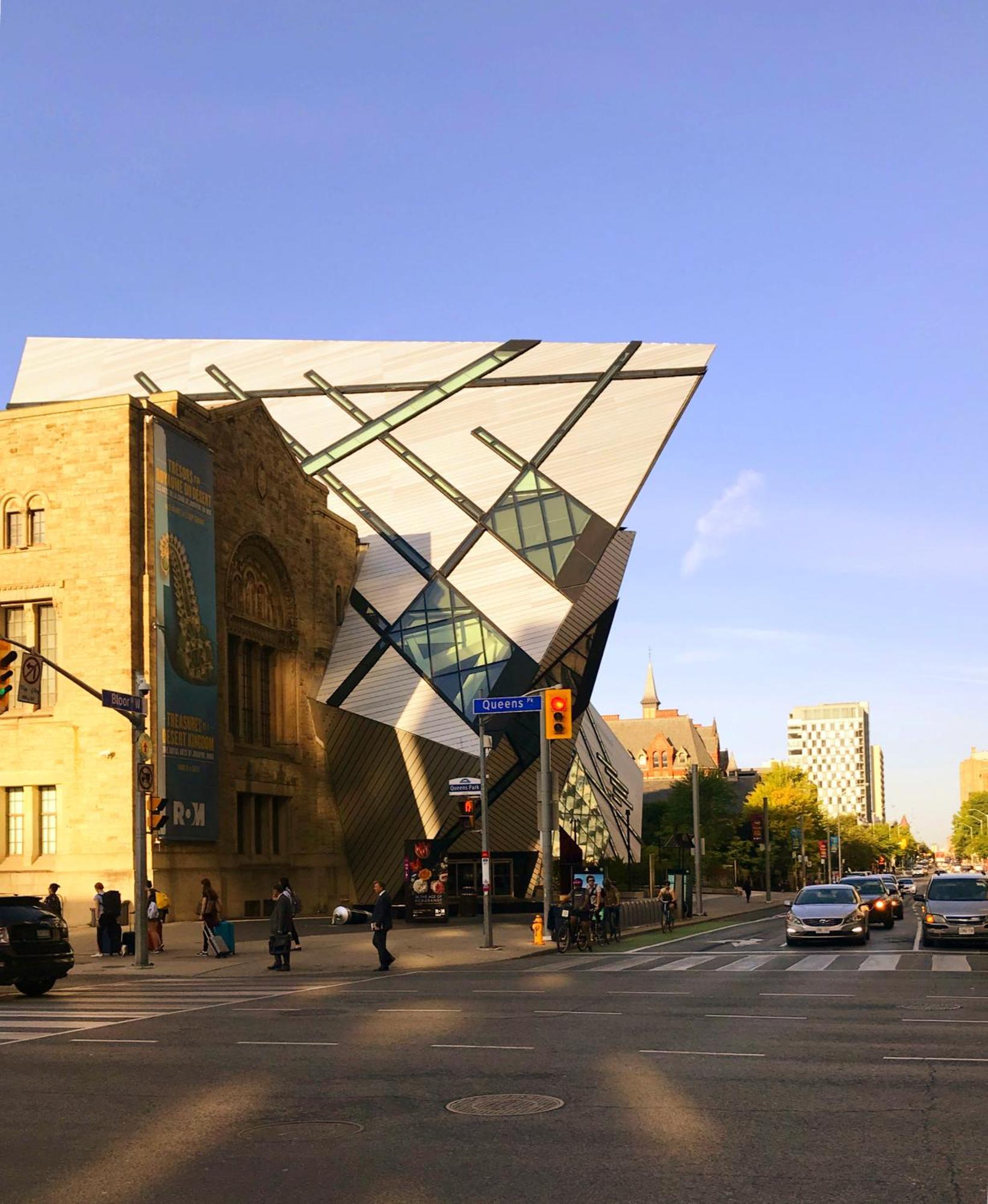 University Of Toronto Utsg Suites Bagian luar foto