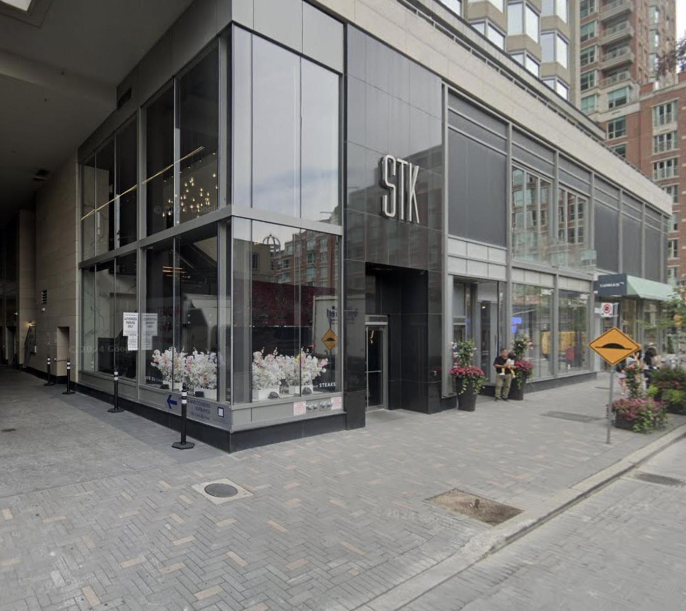 University Of Toronto Utsg Suites Bagian luar foto
